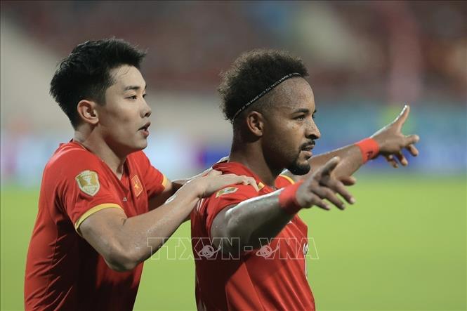 Xuân Son ăn mừng sau khi ghi bàn thắng ấn định chiến thắng 2-0 cho đội tuyển Việt Nam ở phút 89. Ảnh: Minh Quyết - TTXVN
