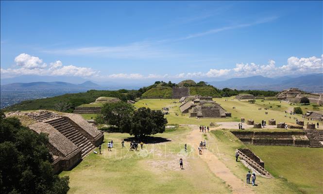 Quang cảnh di chỉ khảo cổ Monte Alban ở Oaxaca, Mexico. Ảnh: THX/TTXVN phát