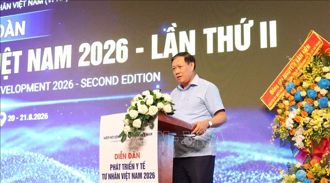 Ông Đỗ Xuân Tuyên, Thứ trưởng Bộ Y tế phát biểu chỉ đạo tại Diễn đàn. Ảnh: Đinh Hằng - TTXVN