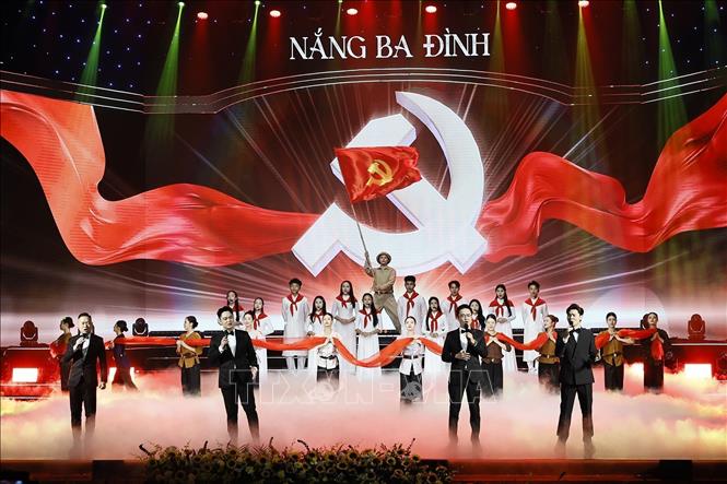 Chương trình nghệ thuật chính luận 