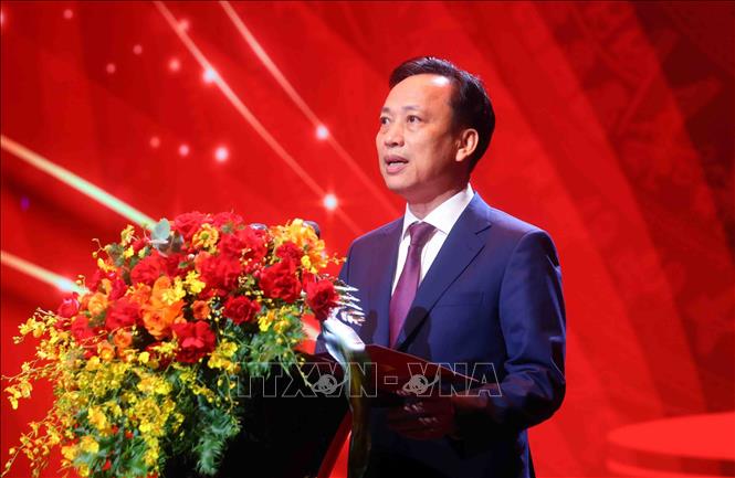 Đồng chí Lại Xuân Lâm, Phó Bí thư chuyên trách Đảng ủy Chính phủ, Thành viên Ban Chỉ đạo 35 Trung ương, Phó Trưởng Ban Thường trực Ban Chỉ đạo 35 Đảng ủy Chính phủ, Trưởng Ban Tổ chức Cuộc thi phát biểu. Ảnh: Phạm Kiên - TTXVN