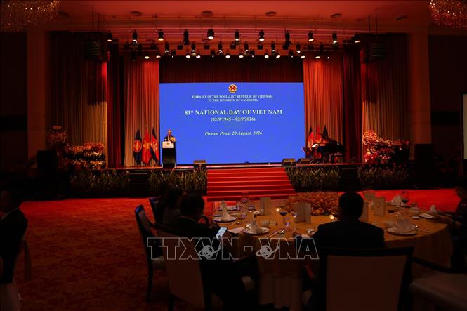 Đại sứ Nguyễn Minh Vũ phát biểu tại buổi lễ. Ảnh: Huy Bình - PV TTXVN tại Campuchia
