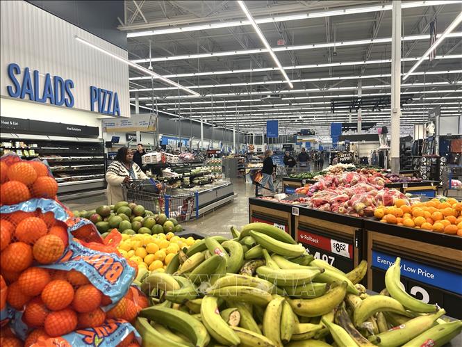Khu vực bày bán rau quả tại một siêu thị của Walmart ở thủ đô Washington D.C. Ảnh: Đoàn Hùng - P/v TTXVN tại Mỹ