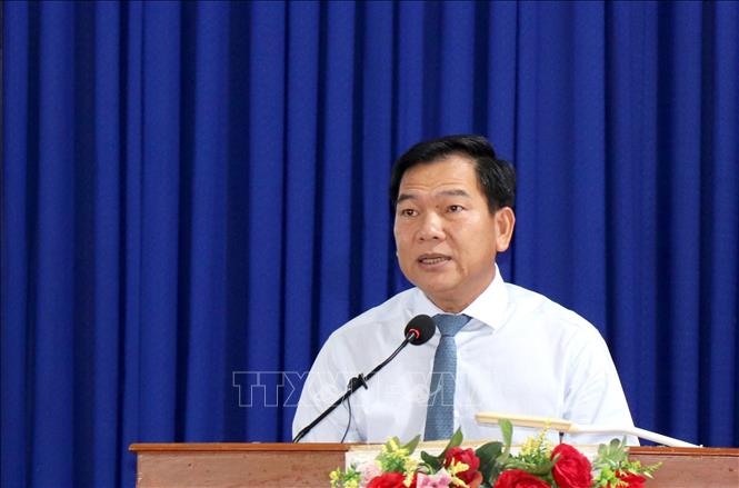 Giám đốc Sở Văn hóa, Thể thao và Du lịch tỉnh Vĩnh Long Dương Hoàng Sum phát biểu tại chương trình. Ảnh: Lê Thúy Hằng – TTXVN 