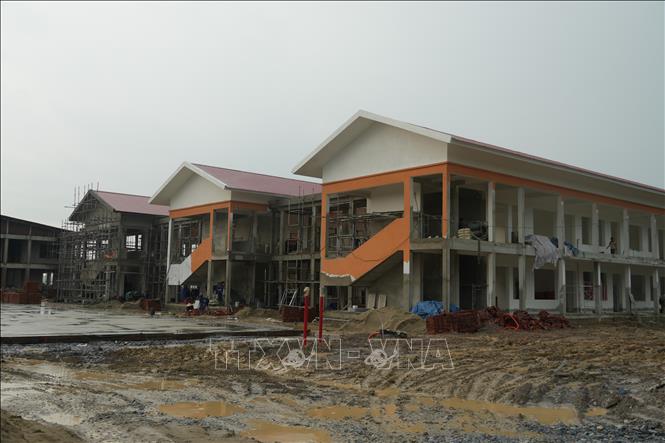 Yêu cầu đặt ra của địa phương là vừa bảo đảm tiến độ nghiệm thu, bàn giao, vừa kiểm soát chất lượng, an toàn và tính đồng bộ trước khi đưa các công trình vào sử dụng. Ảnh: Bích Huệ - TTXVN