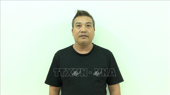 Quá trình điều tra xác định, Đặng Ngọc Thảo là Giám đốc Công ty trách nhiệm hữu hạn Một thành viên Giám định PNJ (PNJ-LAB), cùng Trần Tiễn Như Nghi, nhân viên Công ty PNJ-LAB, thực hiện hành vi buôn lậu kim cương với các đối tượng người Ấn Độ. Ảnh: TTXVN phát 