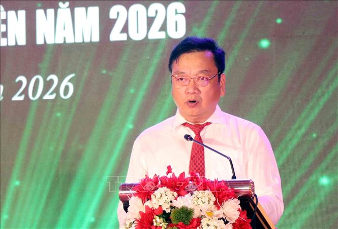 Ông Hồ Huy Thành, Phó Chủ tịch UBND tỉnh Hà Tĩnh phát biểu tại lễ khai mạc. Ảnh: Công Tường-TTXVN
