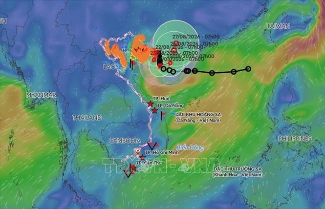 Hướng di chuyển của bão số 4, lúc 7 giờ ngày 22/8. Ảnh: Nguồn Trung tâm dự báo KTTV quốc gia