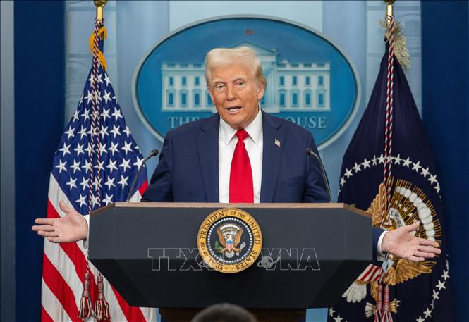 Tổng thống Mỹ Donald Trump tại cuộc họp báo ở Washington, D.C. Ảnh: THX/TTXVN phát