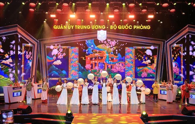 Tiết mục văn nghệ chào mừng vòng chung kết. Ảnh: Tuấn Anh - TTXVN