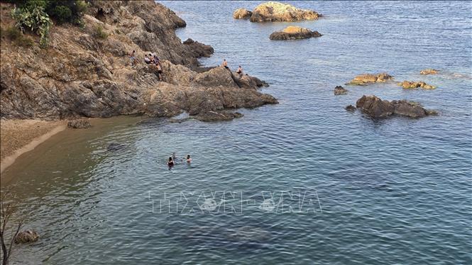 Một bãi biển tự nhiên của tỉnh Skikda. Ảnh: Nguyễn An - PV TTXVN tại Algeria