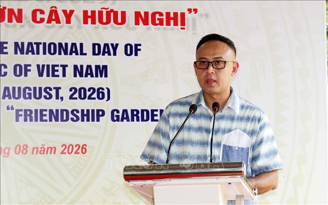 Ông Adiguna Wijaya, Phó Tổng Lãnh sự Tổng Lãnh sự quán Indonesia tại Thành phố Hồ Chí Minh, thay mặt các cơ quan ngoại giao tại Thành phố Hồ Chí Minh phát biểu tại chương trình. Ảnh: Xuân Khu - TTXVN