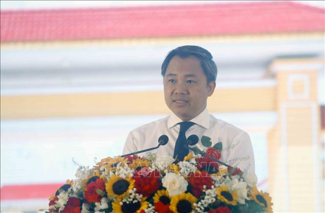 Chủ tịch UBND tỉnh Sơn La Nguyễn Đình Việt phát biểu. Ảnh: Quang Quyết - TTXVN
