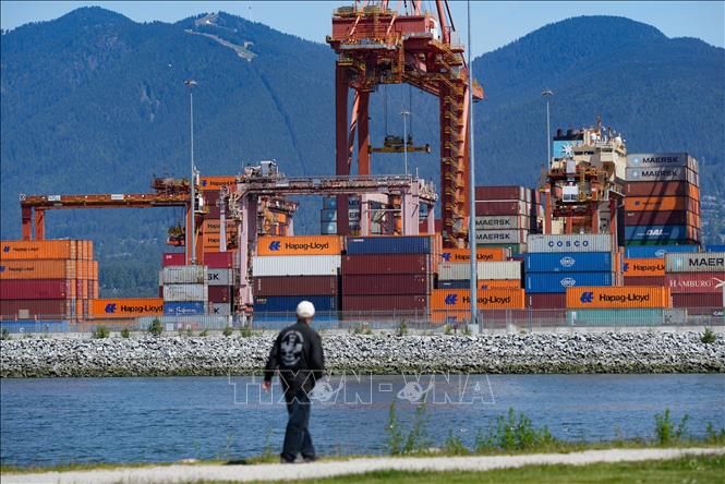 Quang cảnh cảng hàng hóa tại Vancouver, Canada. Ảnh: THX/TTXVN phát