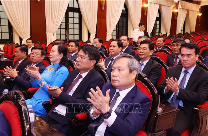 Các học viên là Ủy viên Ban Chấp hành Trung ương Đảng khóa XIV dự Lễ bế giảng. Ảnh: Văn Điệp – TTXVN