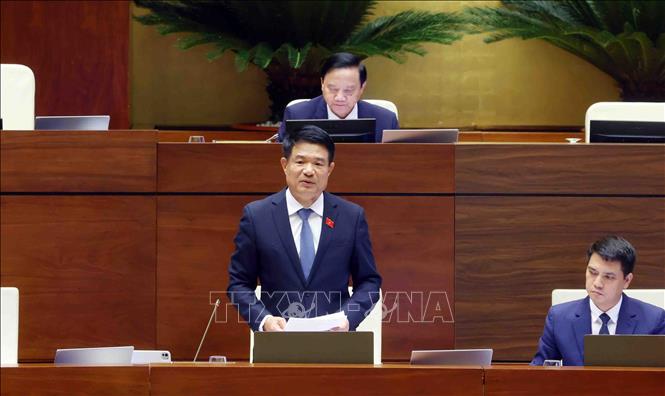 Viện trưởng Viện kiểm sát nhân dân tối cao Nguyễn Huy Tiến phát biểu giải trình, làm rõ một số vấn đề đại biểu Quốc hội nêu. Ảnh: Phạm Kiên - TTXVN