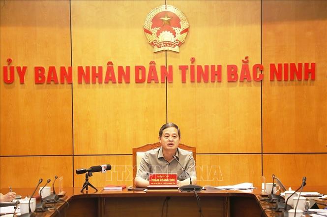 Chủ tịch UBND tỉnh Bắc Ninh Phạm Hoàng Sơn chủ trì Hội nghị. Ảnh: Thái Hùng - TTXVN