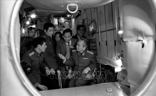  Đại tướng Võ Nguyên Giáp thăm Trung tâm huấn luyện phi công vũ trụ Yuri Gagarin tại Liên Xô (7/1980). Ảnh: Tiến Dũng-TTXVN