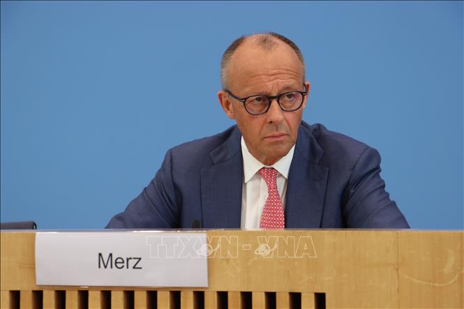 Thủ tướng Đức Friedrich Merz phát biểu tại cuộc họp báo ở Berlin, Đức. Ảnh: THX/TTXVN phát