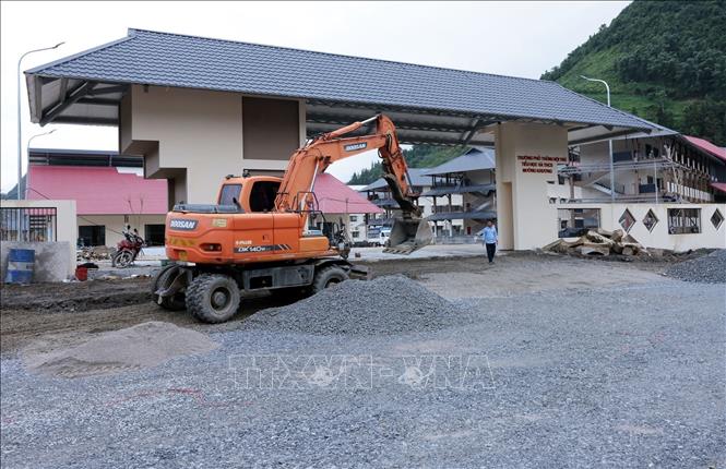 TTrường phổ thông nội trú Tiểu học và THCS Mường Khương có vốn đầu tư 255 tỷ đồng, đáp ứng chỗ học cho 980 học sinh vùng biên giới chuẩn bị khánh thành và đưa vào sử dụng trong năm học mới 2026-2027. Ảnh: Trần Việt - TTXVN