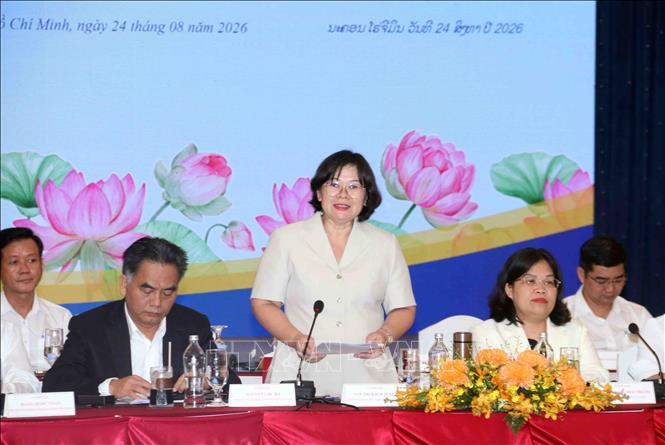 Bà Văn Thị Bạch Tuyết, Phó Bí thư Thành ủy Thành phố Hồ Chí Minh phát biểu tại buổi làm việc. Ảnh: Xuân Khu - TTXVN