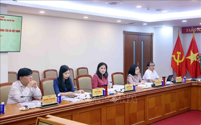 Các đồng chí Ủy viên Ban Thường vụ Đảng ủy Thông tấn xã Việt Nam tham dự hội nghị. Ảnh: Phạm Kiên - TTXVN