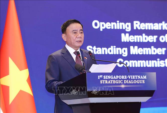 Đồng chí Trần Cẩm Tú, Ủy viên Bộ Chính trị, Thường trực Ban Bí thư phát biểu tại Đối thoại Chiến lược Việt Nam - Singapore lần thứ nhất giữa Đảng Cộng sản Việt Nam và Đảng Hành động Nhân dân Singapore. Ảnh: Phương Hoa - TTXVN
