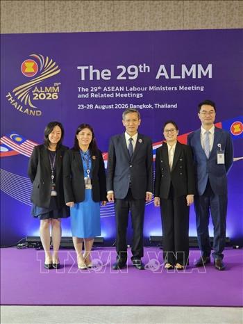 Đoàn đại biểu Việt Nam tham dự ALMM lần thứ 29 tại Bangkok, Thái Lan. Ảnh: TTXVN phát