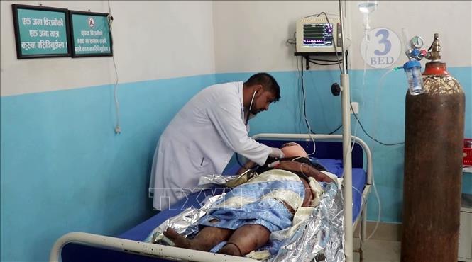 Nạn nhân bị thương do lũ quét tại Rasuwa, Nepal, ngày 26/8/2026. Ảnh: ANI/TTXVN phát