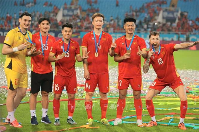 Niềm vui vô địch ASEAN Cup 2026 của các tuyển thủ Việt Nam. Ảnh: Minh Quyết - TTXVN