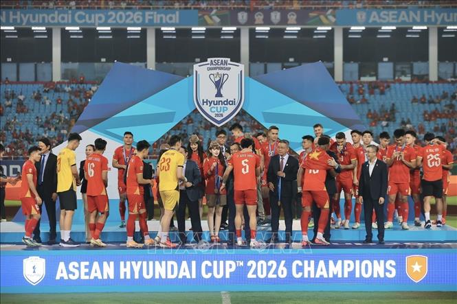 Đội tuyển Việt Nam bảo vệ thành công ngôi vô địch ASEAN Cup. Ảnh: Minh Quyết - TTXVN