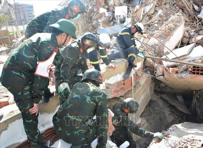 Việt Nam là thành viên chủ động, tích cực và có trách nhiệm cao trong các tổ chức quốc tế. Trong ảnh: Việt Nam cử lực lượng quân đội, công an tham gia cứu trợ thảm họa và hỗ trợ nhân đạo nạn nhân động đất tại bang La Guaira, Venezuela (6/2026). Ảnh: TTXVN phát