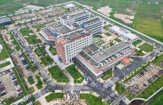 Ngành y tế phát triển về cả quy mô và chất lượng. Trong ảnh: Bệnh viện Phụ sản Trung ương đưa cơ sở 2 vào vận hành tại thôn Ngọc Than, xã Kiều Phú, TP Hà Nội nhằm nâng cao quy mô, chất lượng khám, chữa bệnh của bệnh viện tuyến đầu về sản phụ khoa. Ảnh: Minh Quyết – TTXVN