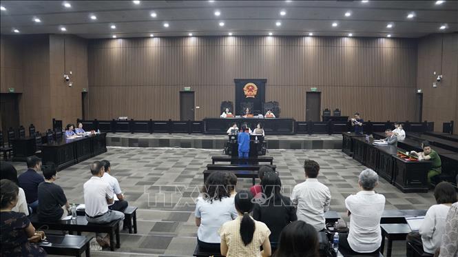Quang cảnh phiên tòa. Ảnh: Kim Anh - TTXVN