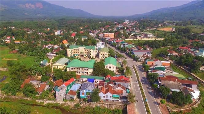 Một góc xã Trà Bồng (Quảng Ngãi) nhìn từ trên cao. Ảnh: TTXVN phát
