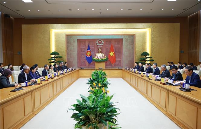 Thủ tướng Lê Minh Hưng tiếp Đại sứ các nước ASEAN tại Việt Nam. Ảnh: Dương Giang – TTXVN 