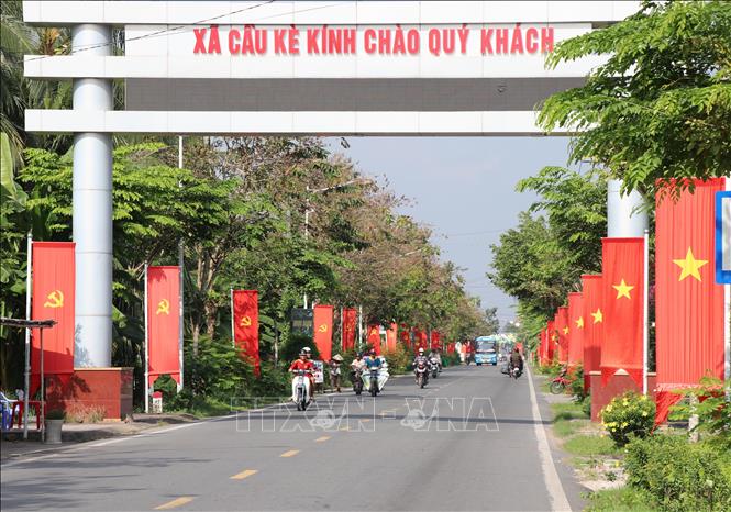 Tuyến đường giao thông nông thôn tại xã Cầu Kè, tỉnh Vĩnh Long. Ảnh: Thanh Hòa - TTXVN