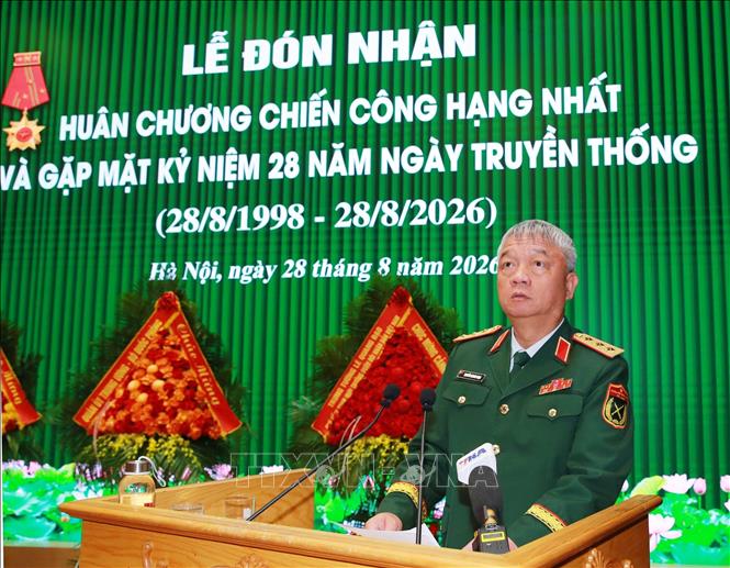 Thượng tướng Nguyễn Quang Ngọc, Ủy viên Trung ương Đảng, Thứ trưởng Bộ Quốc phòng phát biểu chỉ đạo. Ảnh: Trọng Đức - TTXVN