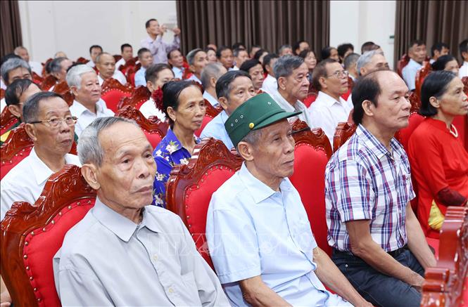 Các đại biểu dự buổi lễ. Ảnh: Văn Điệp - TTXVN