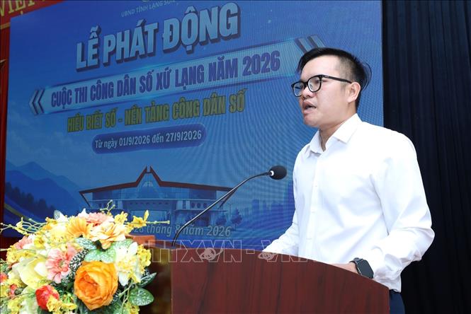 Anh Nguyễn Hải Sơn, Tổ trưởng Tổ Công nghệ số cộng đồng Khối 4, phường Đông Kinh phát biểu hưởng ứng Cuộc thi. Ảnh: Anh Tuấn – TTXVN