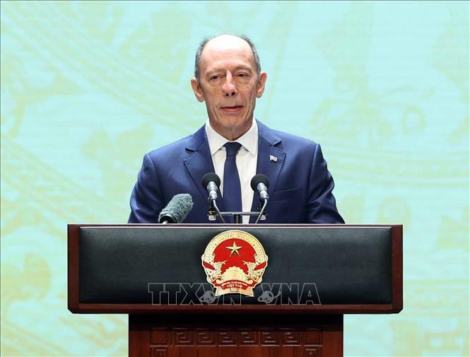 Ngài Raúl Pollak Giampietro, Đại sứ Uruguay tại Việt Nam, đại diện Đoàn Ngoại giao phát biểu. Ảnh: Thống Nhất – TTXVN