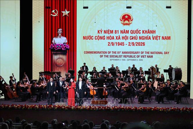 Chương trình nghệ thuật đặc biệt chào mừng Kỷ niệm 81 năm Quốc khánh nước Cộng hòa xã hội chủ nghĩa Việt Nam. Ảnh: An Đăng - TTXVN
