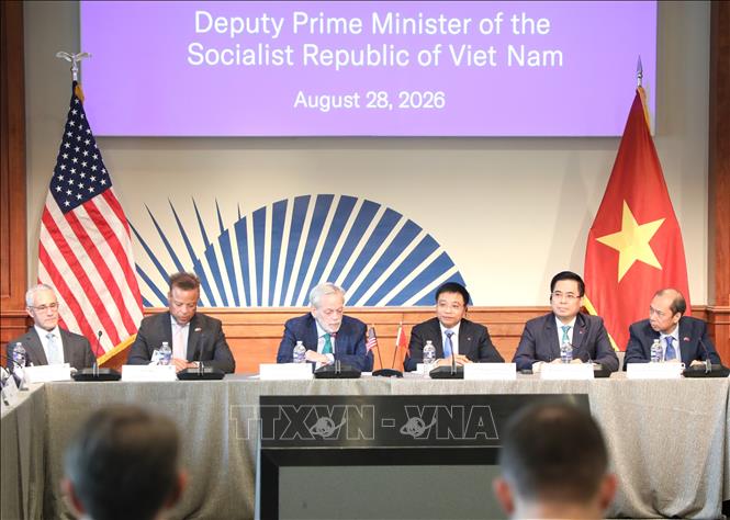 Phó Thủ tướng Chính phủ Nguyễn Văn Thắng tham dự Tọa đàm doanh nghiệp tại Washington D.C. ngày 28/8/2026. Ảnh: Ngọc Quang – PV TTXVN tại Mỹ
