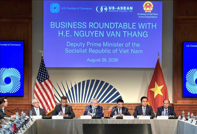 Phó Thủ tướng Chính phủ Nguyễn Văn Thắng tham dự Tọa đàm doanh nghiệp tại Washington D.C. ngày 28/8/2026. Ảnh: Ngọc Quang – PV TTXVN tại Mỹ