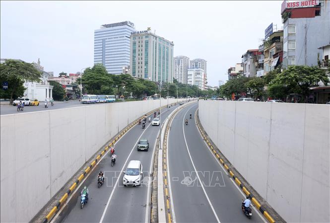 Hầm cầu vượt Kim Liên thông thoáng cả hai chiều trong buổi sáng 29/8. Ảnh: Quốc Khánh - TTXVN