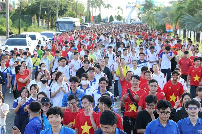Đông đảo các tầng lớp nhân dân tham gia sự kiện. Ảnh: Ánh Tuyết - TTXVN