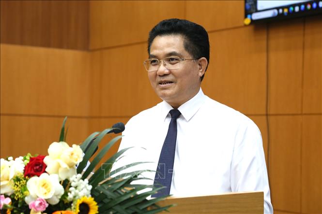 Ông Lê Quang Hòa, Phó Chủ tịch UBND tỉnh Hưng Yên tỉnh đề ra 6 nhóm giải pháp cơ bản nhằm cụ thể hóa Nghị quyết số 10-NQ/TW về phát triển kinh tế có vốn đầu tư nước ngoài. Ảnh Mạnh Khánh-TTXVN