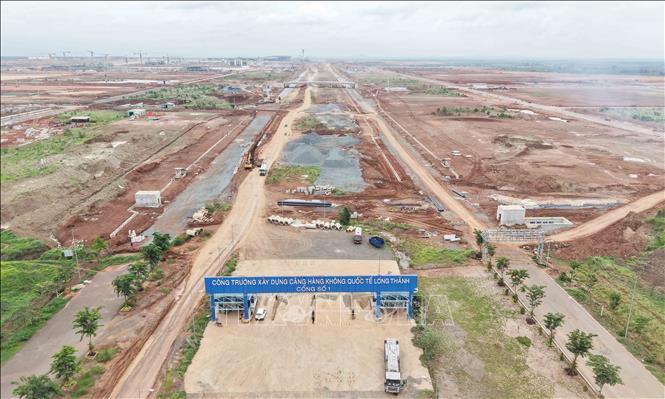 Quang cảnh đại công trường sân bay Long Thành. Ảnh: Công Phong - TTXVN