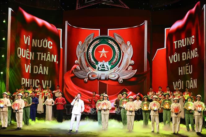 Các tiết mục văn nghệ đặc sắc tại Chương trình chính luận nghệ thuật “Sao Độc lập
