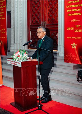 Bộ trưởng Salim Valá, đại diện chính quyền sở tại, phát biểu chúc mừng Quốc khánh Việt Nam. Ảnh: TTXVN phát